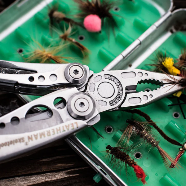 Leatherman Skeletool Multi-Tool – Stainless Steel
